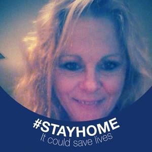 Meet your Posher, Lesli